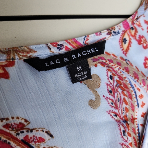 Zac & Rachel Light Blue Red Paisley Top  V-Neck Tunic Blouse Satin Bell Flare M - Picture 10 of 11